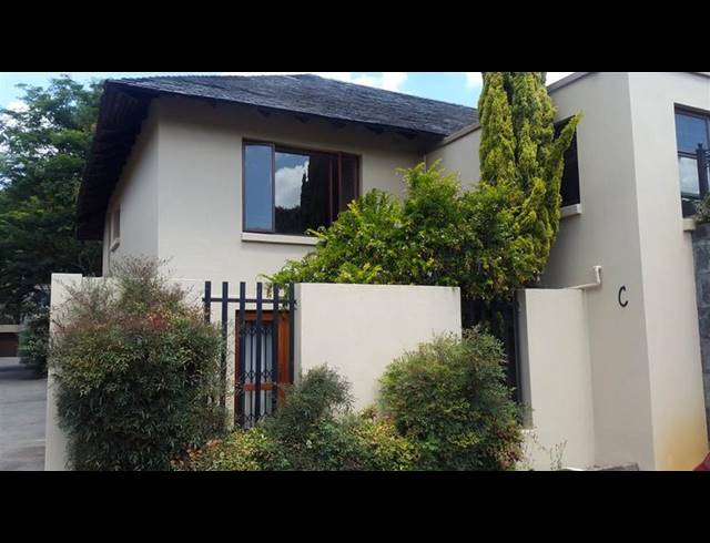 5 BEDROOM PROPERTY TO RENT IN BRYANSTON